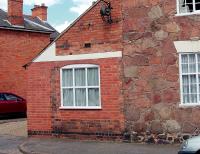 I) No. 35/37 Beveridge Street